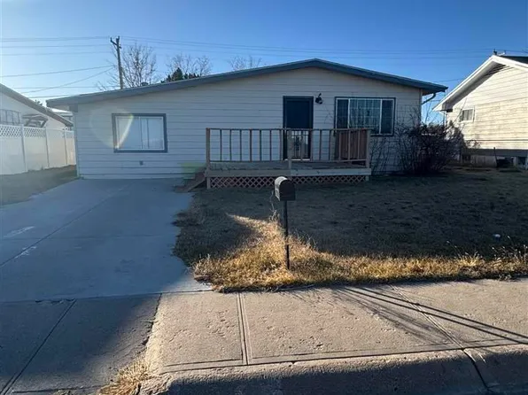 1316 E 2nd St, Kimball, NE 69145