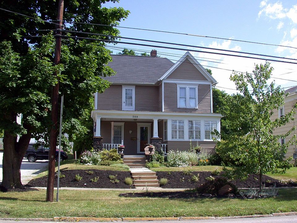 1st image of 309 E Main St