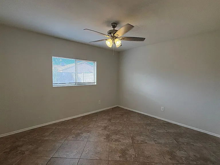 11774 W Aster Dr — Photo 8