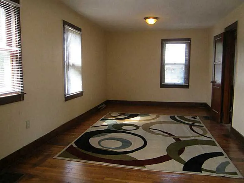 2649 Berger Ave photo 1
