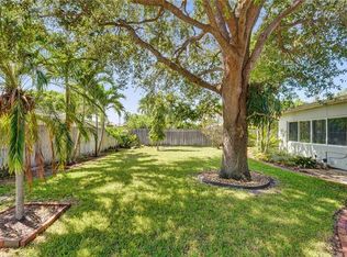 1706 NE 28th Dr, Fort Lauderdale, FL 33334