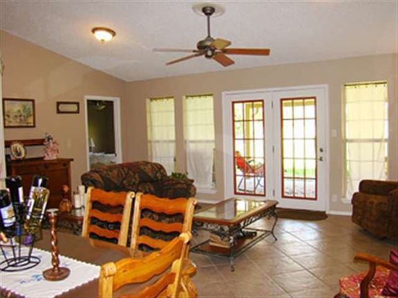 4th image of 534 Park Ln