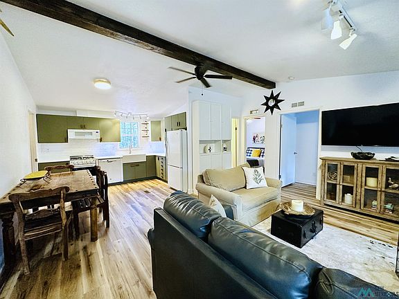 4th image of 11 Ponderosa Ln