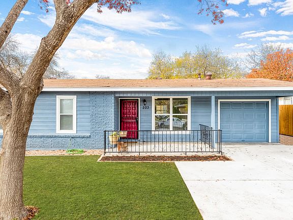 3rd image of 203 Hartline Dr
