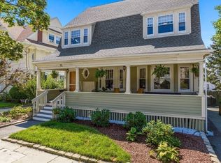 3 Hampshire St, Everett, MA 02149