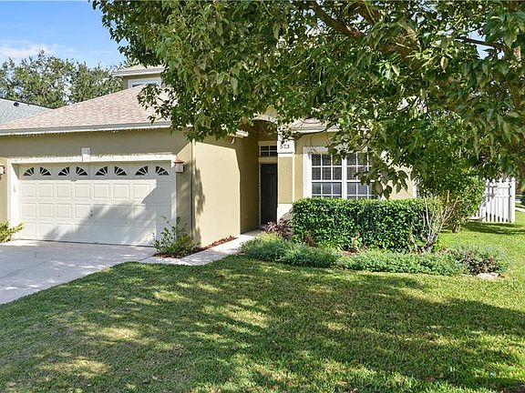 3rd image of 573 Hampshire Ln