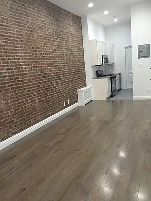 Rented by CNYC Apartments | media 25