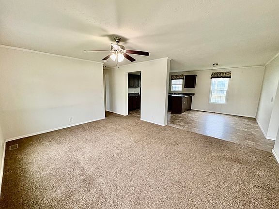 4th image of 4557 Tudor Ln