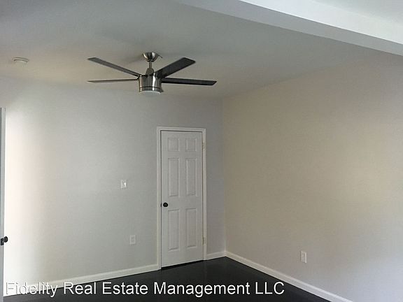 4th image of 119 1st St #1