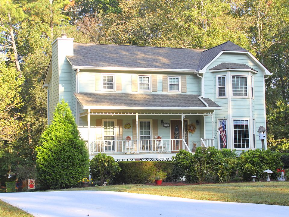 UPGRADED WITH HARDIPLANK