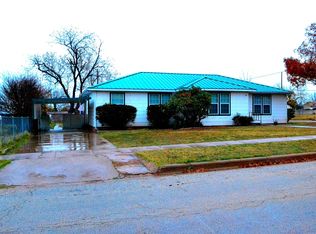 309 E Oklahoma Ave, Sweetwater, TX 79556