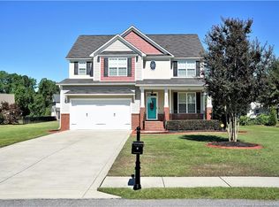 3921 Barclay Way, Wade, NC 28395