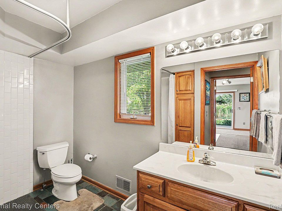 10368 Saint John Dr, photo 25