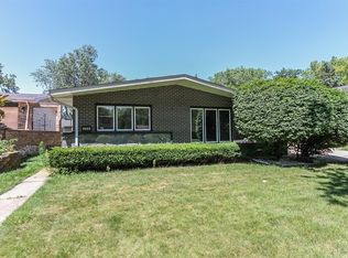 731 W Sunset Dr, Glenwood, IL 60425