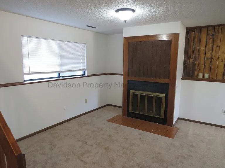 7615 Rickshaw Dr — Photo 8