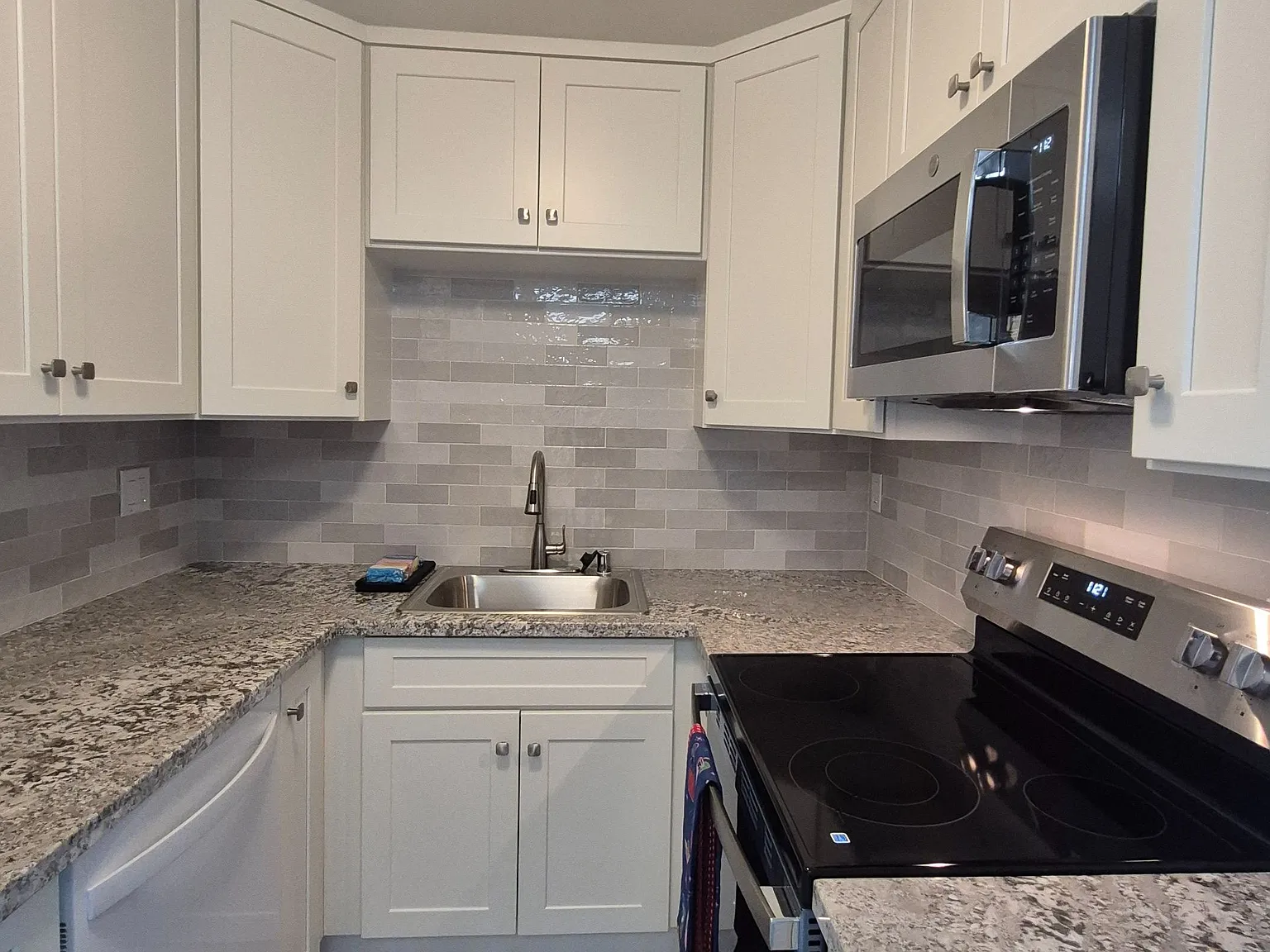 1428 18th St - 1731 0 St — Photo 1