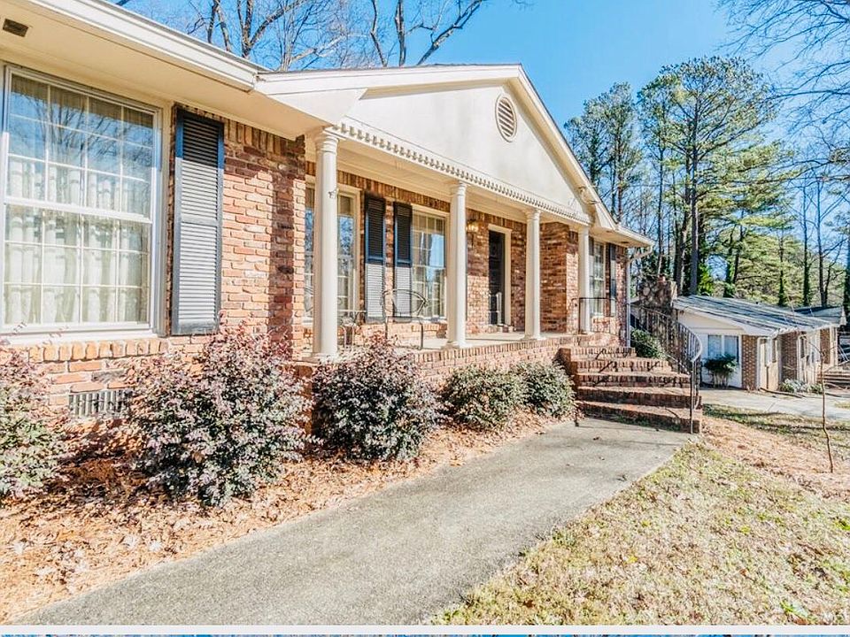 2nd image of 1086 Fulton Ct