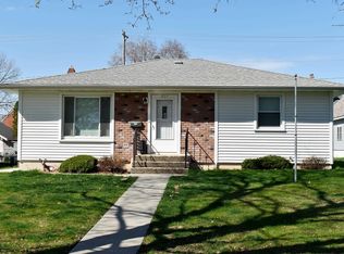 827 State St, Osage, IA 50461