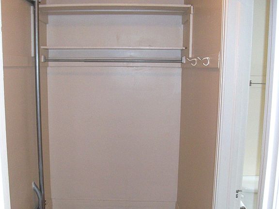 Walk in closet