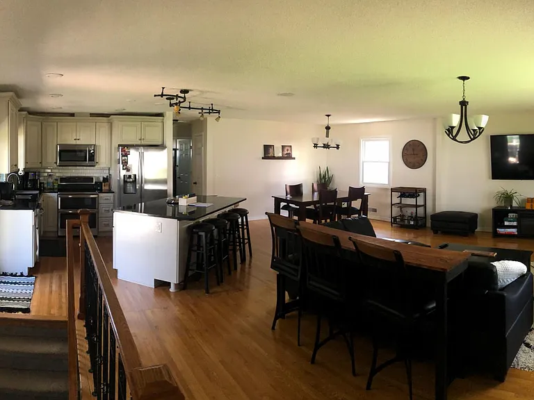 6829 Thomas Ave S — Photo 8