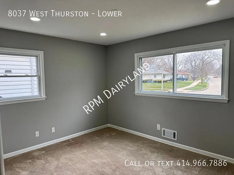 8037 W Thurston Ave #LOWER — Photo 11