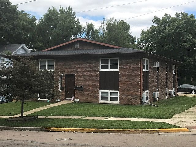 2nd image of 526 S Peoria Ave