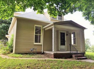 2314 S 19th St, Saint Joseph, MO 64503