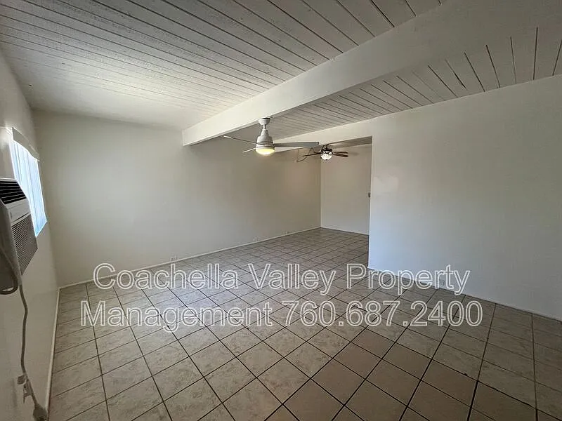 1 bed, 1.0 bath, 500 sqft, $1,295 — Photo 2