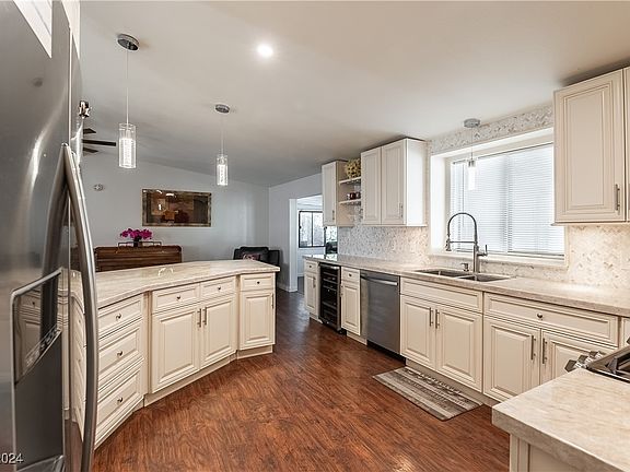 5th image of 3189 Bellavista Ln