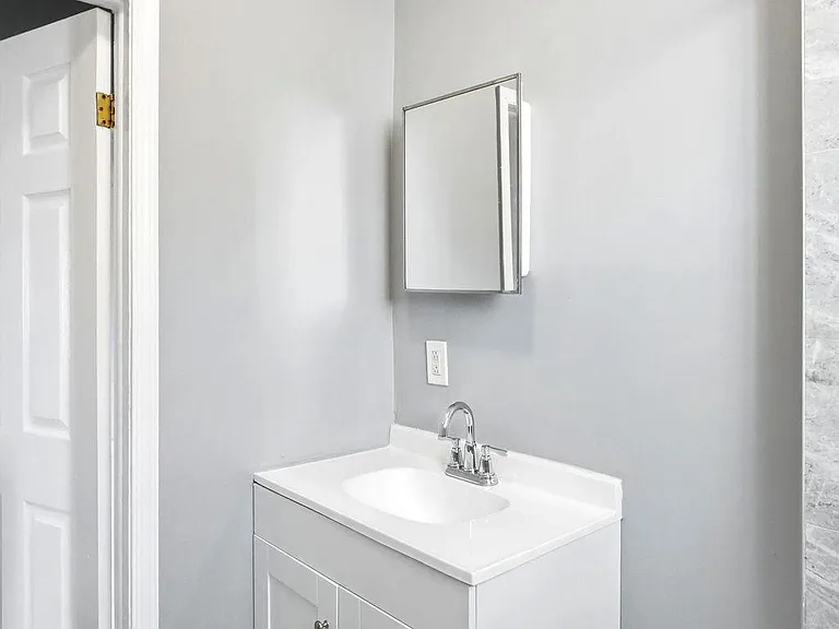 1631 S Etting St — Photo 19