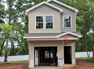 1712 15th Street Pl NE #3, Hickory, NC 28601
