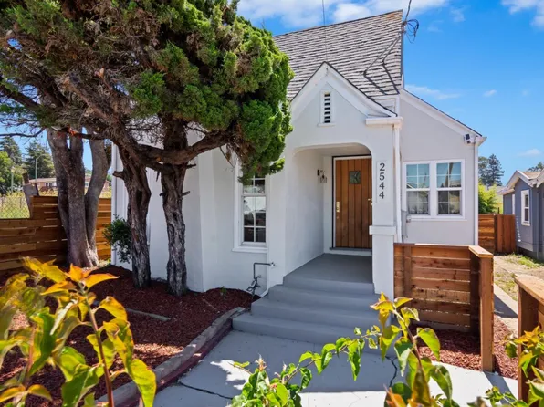 2544 82nd Ave, Oakland, CA 94605