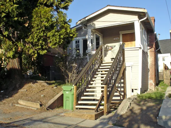 4840 Gordon St, Oakland, CA 94601