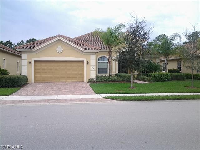 1st image of 11001 Surrey Pl
