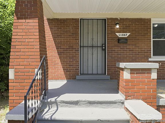 4th image of 11867 Elmdale St