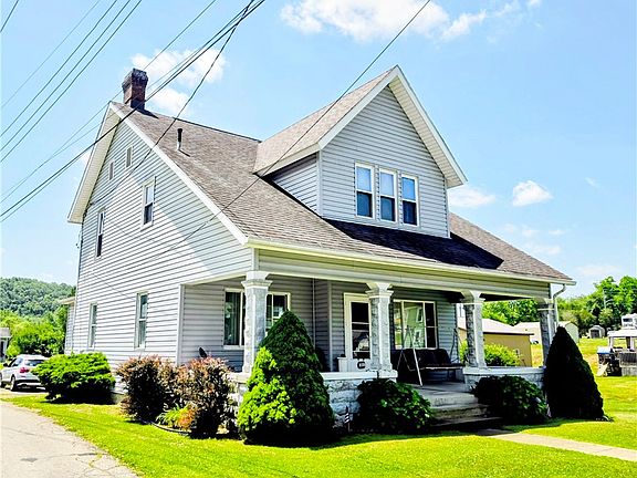 2nd image of 1018 E Main St