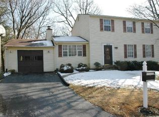 8912 Roundleaf Way, Gaithersburg, MD 20879