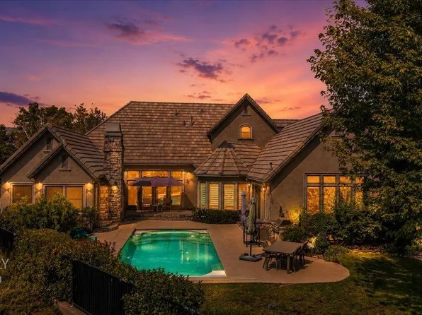 10 Grandview Ct, Copperopolis, CA 95228