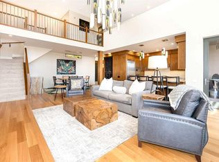 1407 N Kensington Close NW #303, Calgary, AB T2N3J6