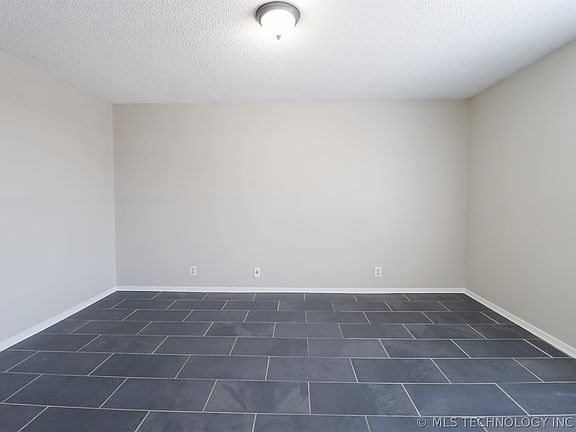 4th image of 2421 E 87th St APT 261