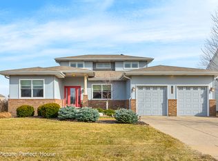 14205 Chalk Hill Rd, Plainfield, IL 60544