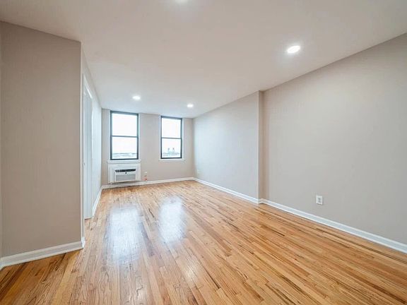 3rd image of 43-49 Van Wagenen Ave APT 6E