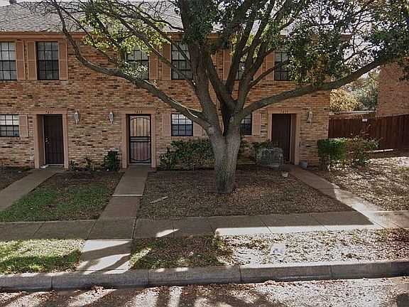 3rd image of 7415 Kingswood Dr