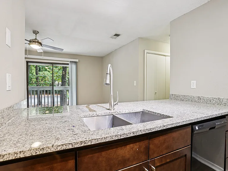 Canopy Glen — Photo 47