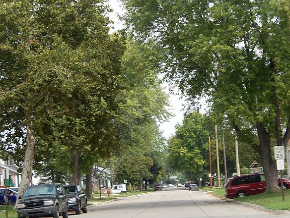 4th image of 1015 Lafayette Blvd