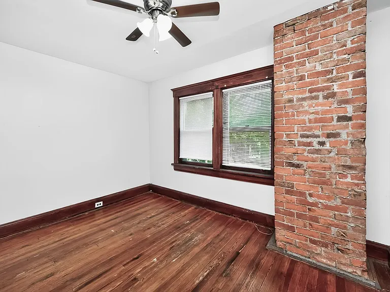 2315 Moerlein Ave — Photo 7