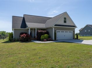 616 New Hope Rd, Anderson, SC 29626