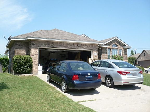 2nd image of 10633 Cloisters Dr