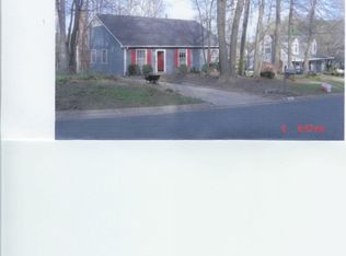 1127 Eagle Rd, Greensboro, NC 27407