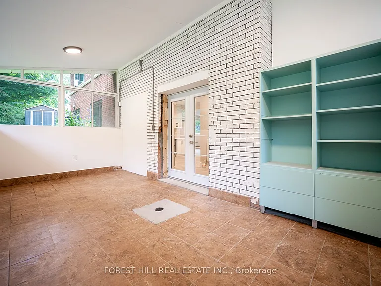 135 Ashbrook Ct #LOWER — Photo 11